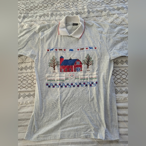 2 Vintage Country Charm Tees - Picture 7 of 12